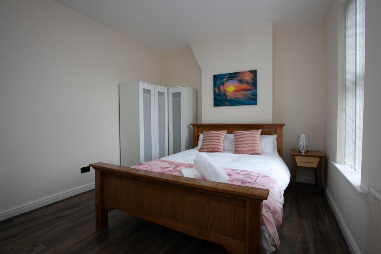 6 Bedroom House 10Min Drive From City Centre Manchester Exterior foto