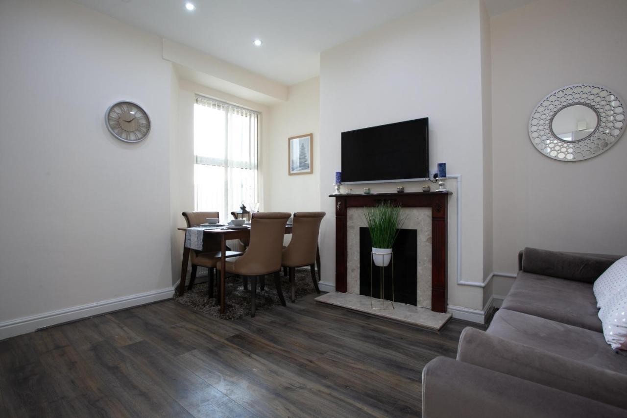 6 Bedroom House 10Min Drive From City Centre Manchester Exterior foto